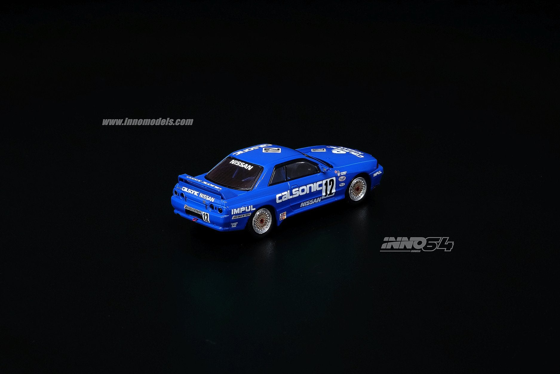 INNO Models 1:64 Nissan Skyline GTR R32 #12 Calsonic JTC