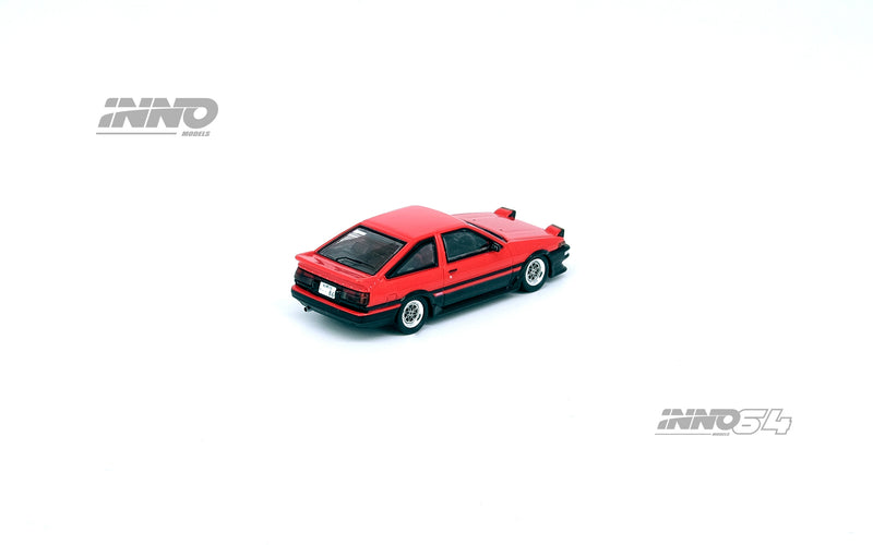 INNO64 1:64 Toyota Sprinter Trueno AE86 in Red