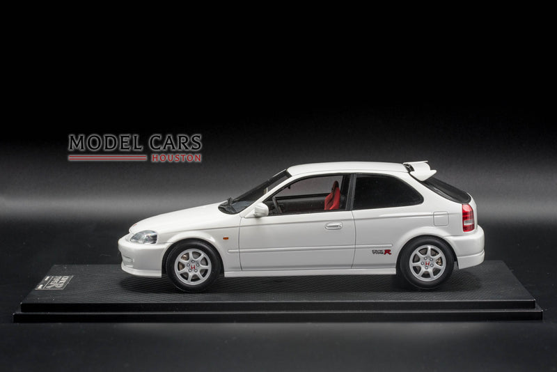 One Model 1:18 Honda Civic Type-R EK9 White
