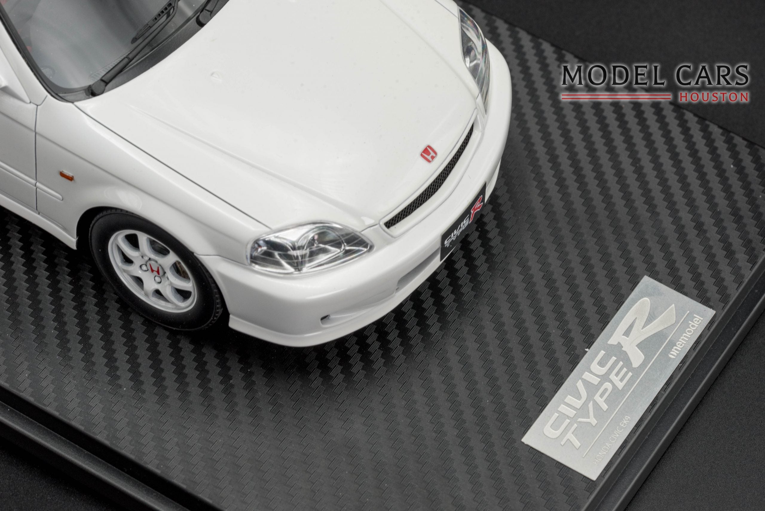 One Model 1:18 Honda Civic Type-R EK9 White – Model Cars Houston