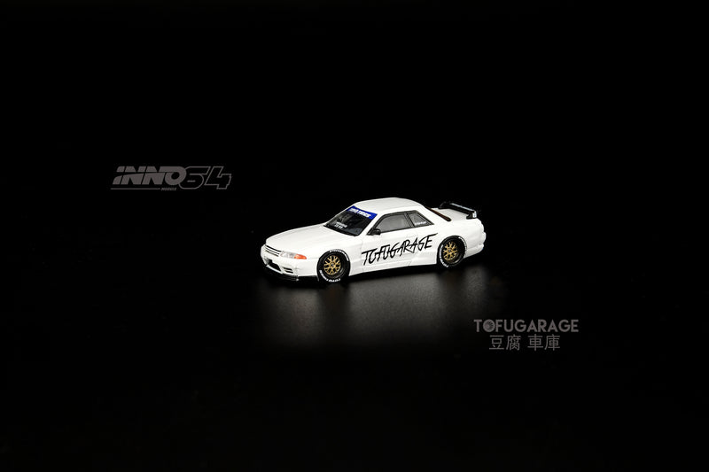 INNO Models 1:64 Nissan Skyline GT-R R32 Pandem "Tofu Garage"