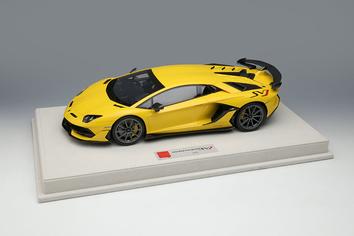 Make Up Co., Ltd / EIDOLON 1:18 Lamborghini Aventador SVJ