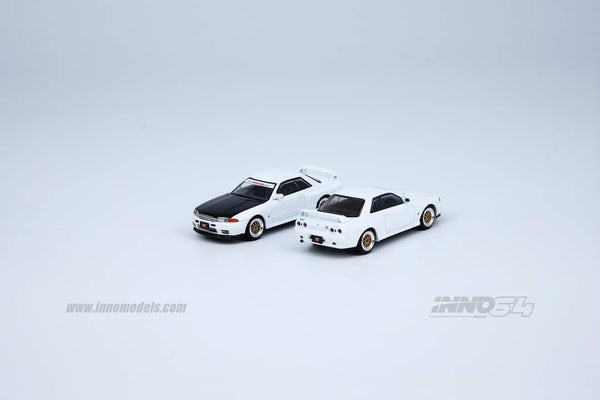 INNO Models 1:64 Nissan Skyline GTR R32 in White with Extra Set of Wheels and Water Slides