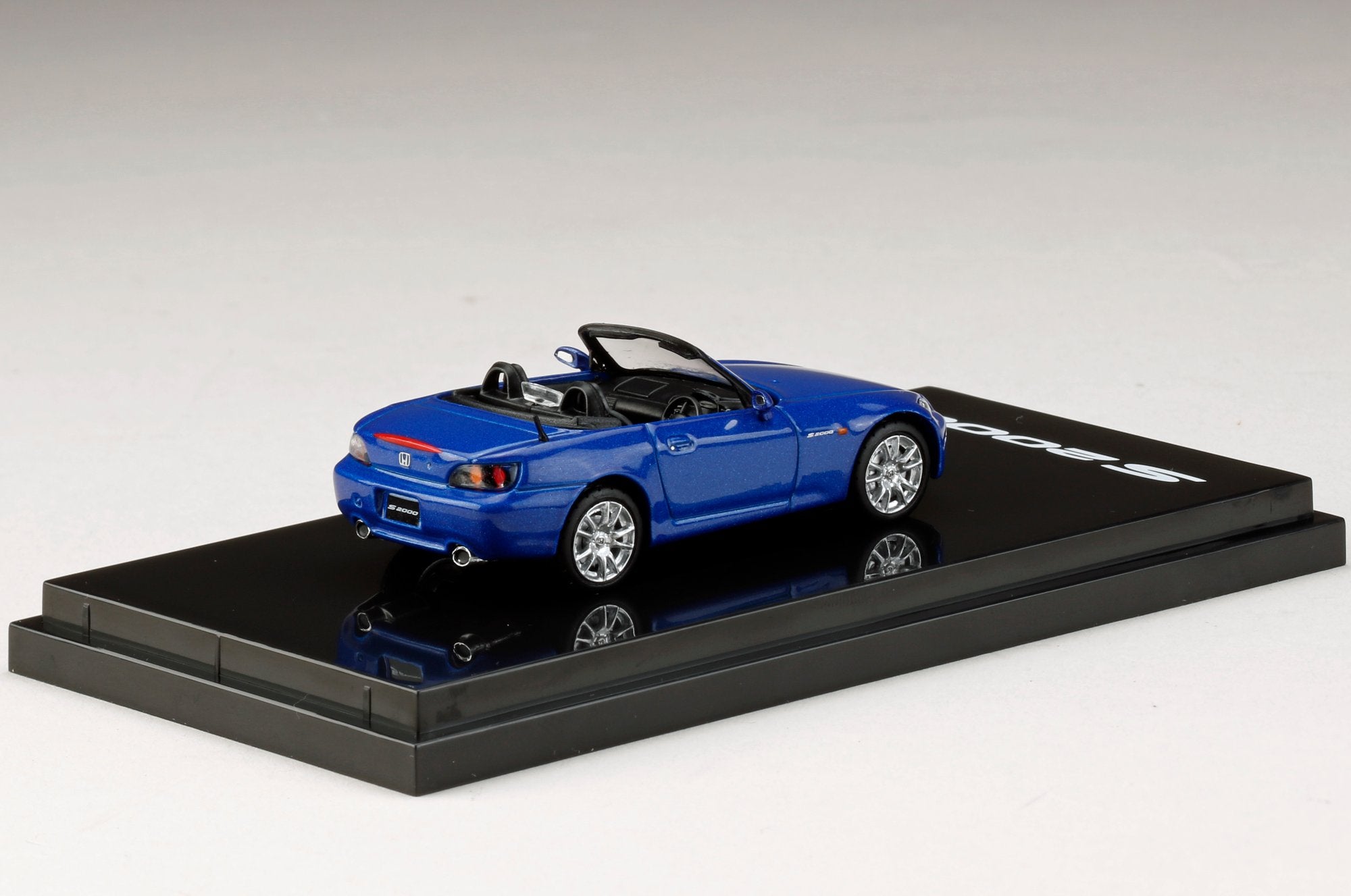 Hobby Japan 1:64 Honda S2000 (AP1) Type 200 Bermuda Blue
