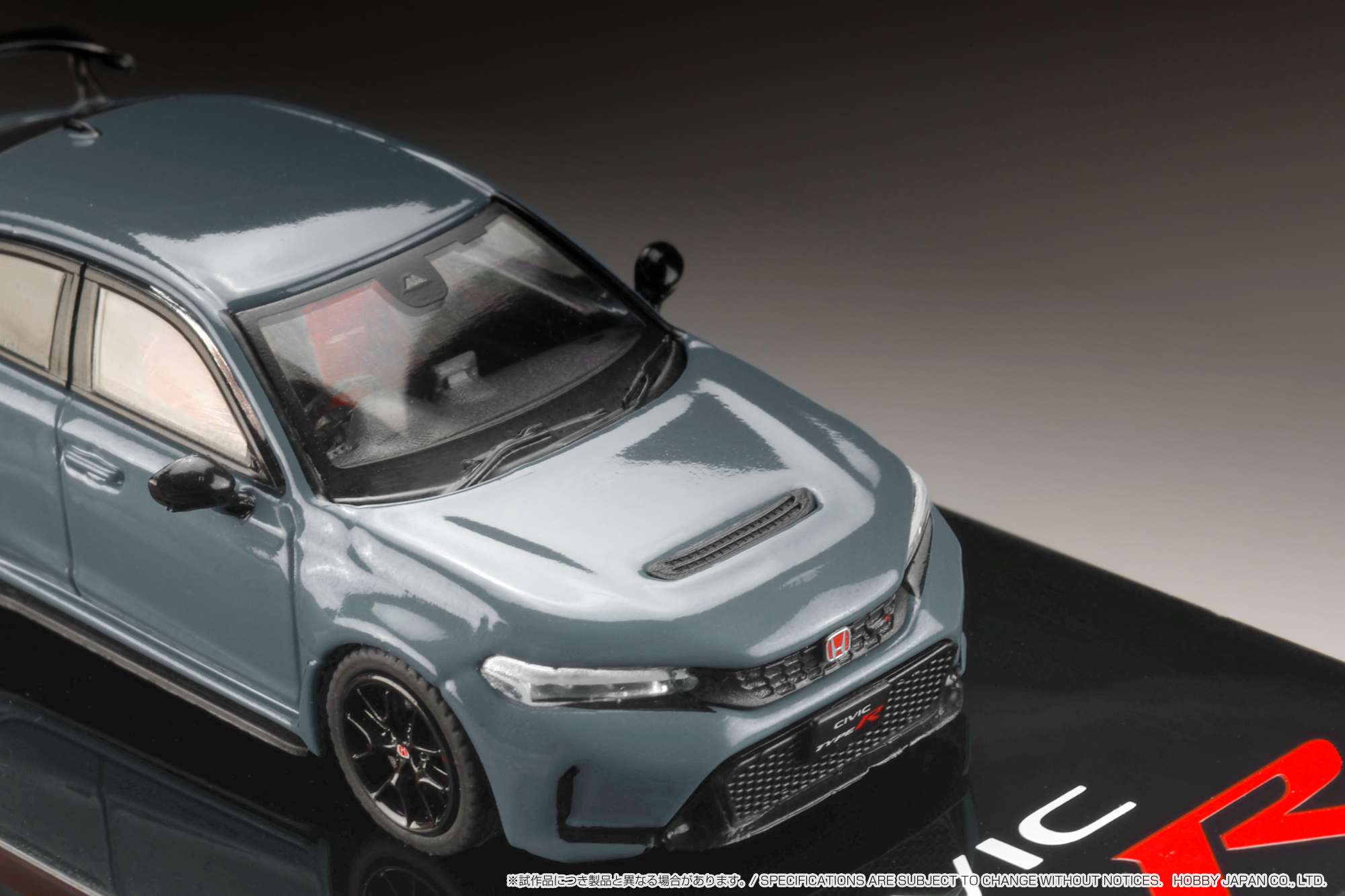 Hobby Japan 1:64 Honda Civic Type-R (FL5) with Engine