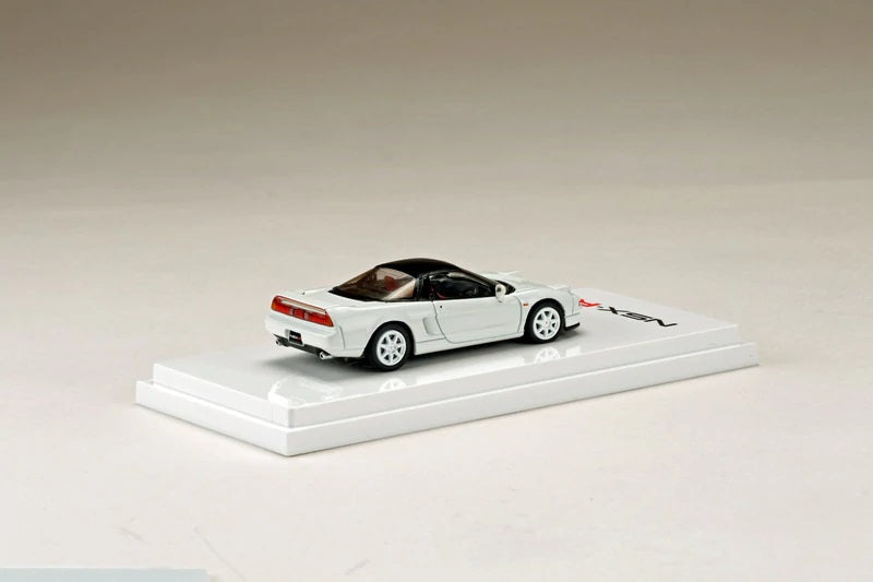 Hobby Japan 1:64 Honda NSX (NA1) Type-R 1994 in Championship White with Engine Display Model