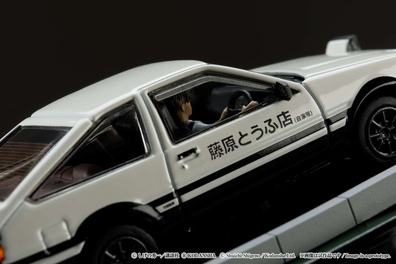 Hobby Japan 1:64 Toyota SPRINTER TRUENO GT APEX AE86 / INITIAL D VS Takeshi Nakazato With Takumi Fujiwara Figure