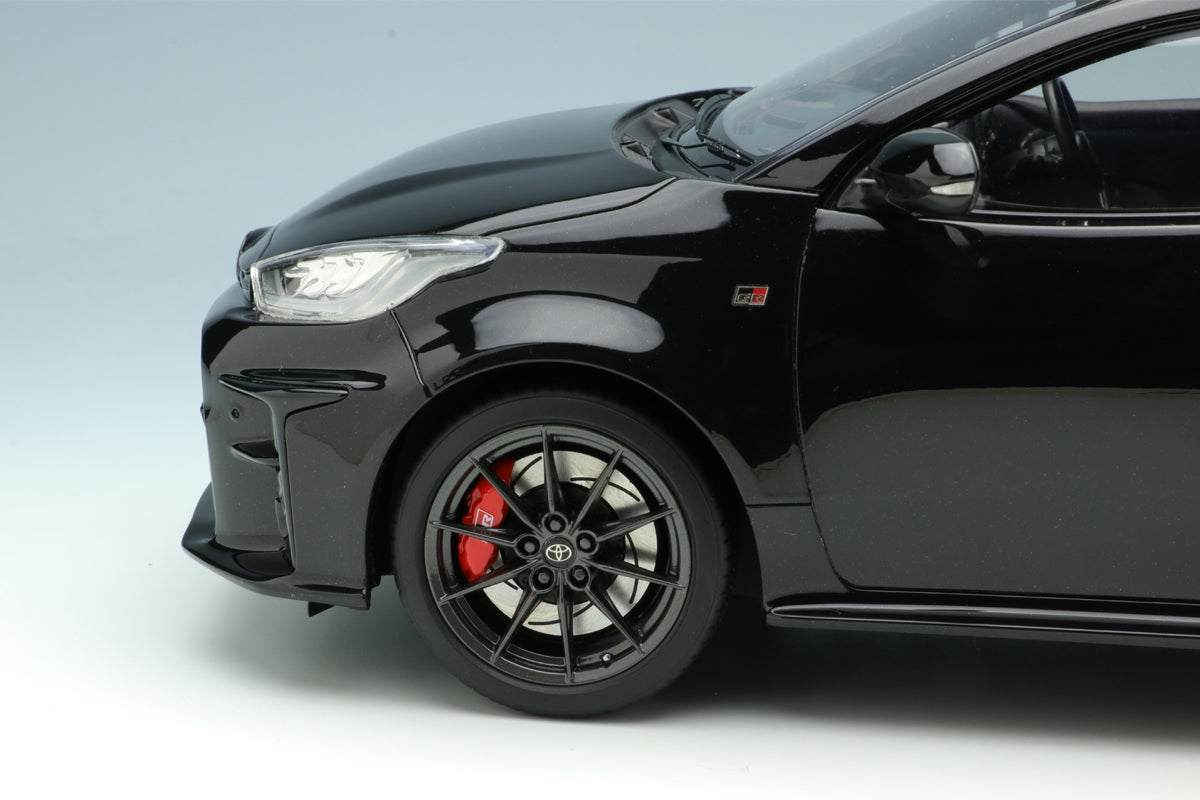 Make Up Co., Ltd / IDEA 1:18 Toyota GR Yaris RZ High