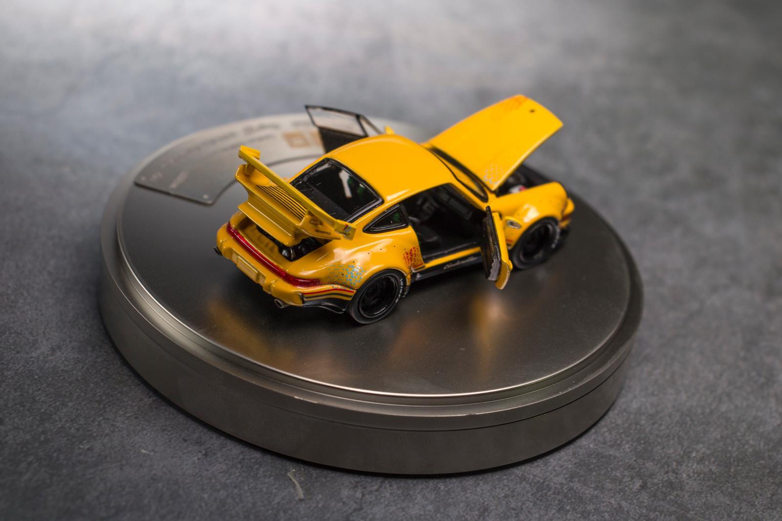 【限定999台】 PGM RWB Porsche 964 70周年モデル Porsche 964 RWB 70th Anniversary Yellow Luxury Edition