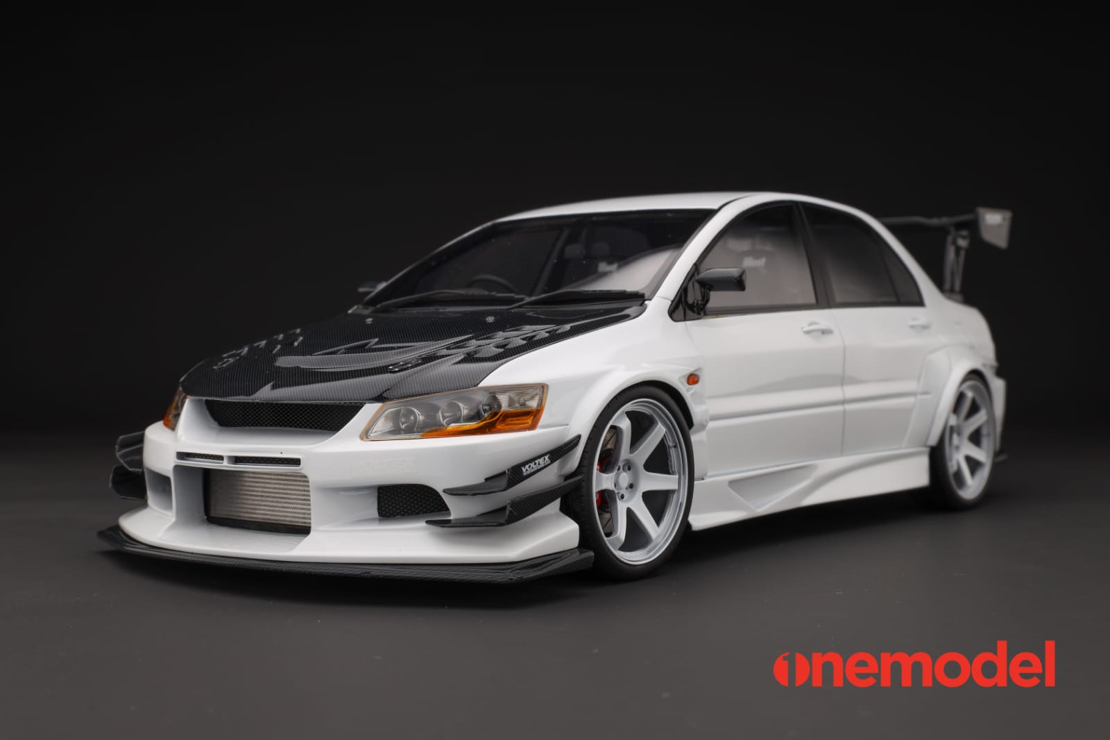自動車 Mitsubishi Lancer Evolution 1/18 Sunstar 1/18 Mitsubishi Lancer Evolution X - Silver Metallic