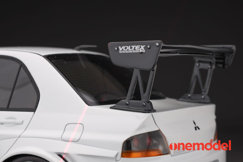 One Model 1:18 Mitsubishi Lancer Evolution IX Voltex with Carbon Bonnet in White