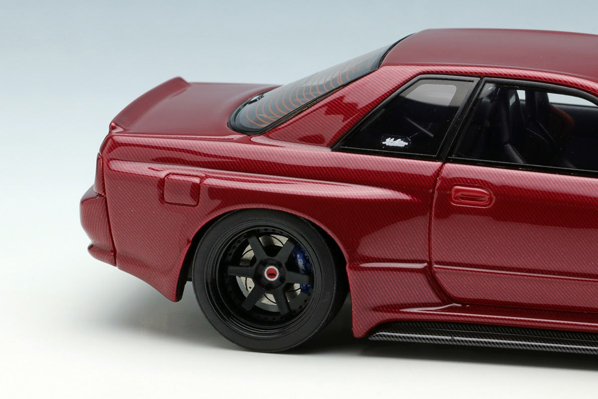 Make Up Co., Ltd / Eidolon 1:43 Nissan Skyline GT-R RB30 Garage