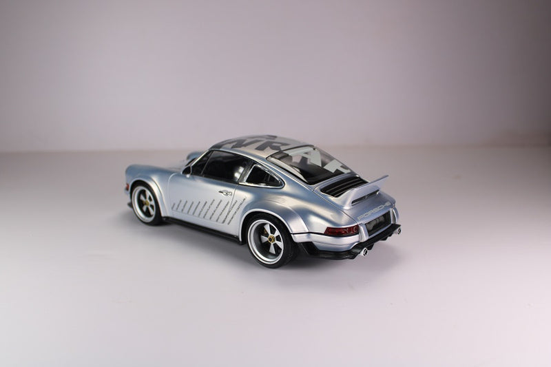 Pop Race 1/18 Porsche DLS Singer in Silver