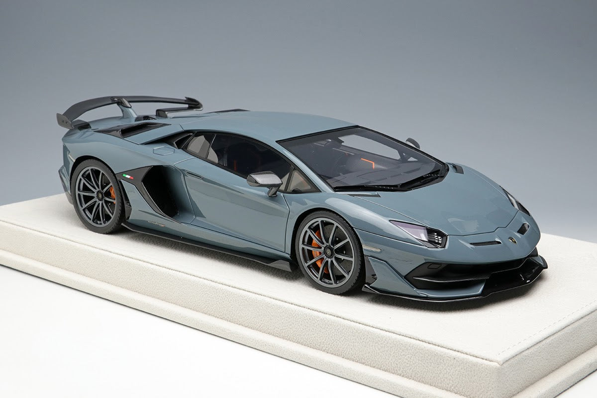 Make Up Co., Ltd / EIDOLON 1:18 Lamborghini Aventador SVJ