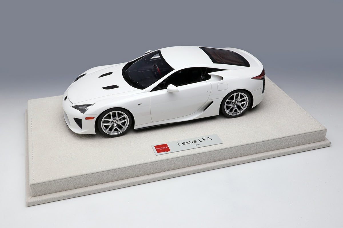 Make Up Co., Ltd / IDEA 1:18 Toyota GR Supra TOM'S Edition