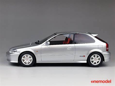 One Model 1:18 Honda Civic Type-R (EK9) Late Model Version in