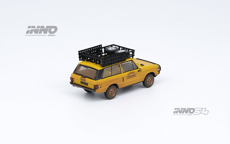 INNO64 1:64 Range Rover "CLASSIC" Camel Trophy 1982 with Dust Effect and Accessories