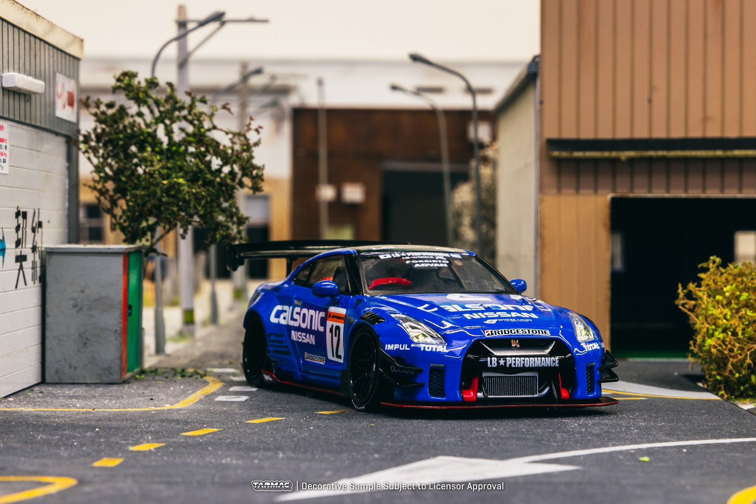 Tarmac Works 1:43 Nissan GT-R LB-WORKS R35 Type 2, Calsonic Edition