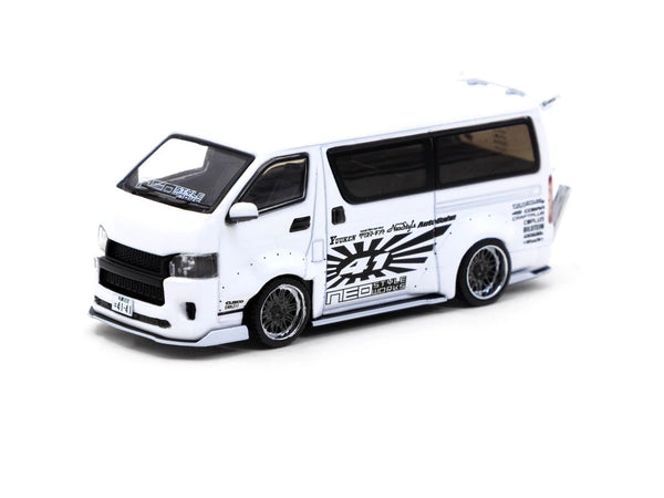 Tarmac Works 1:64 Toyota Hiace Widebody White