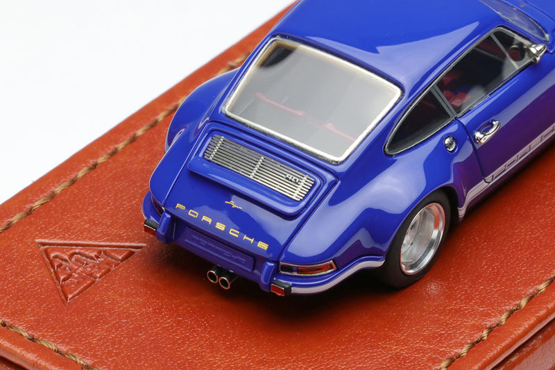 Make Up Co., Ltd / Titan64 1:64 Porsche Singer 911(964) Coupe in Blue