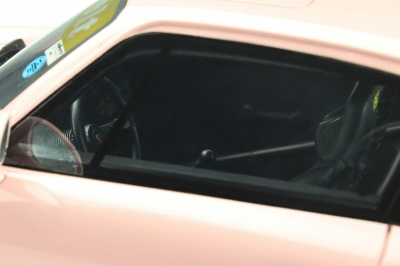 GT Spirit 1:18 Porsche RWB Southern Cross Edition in Pink