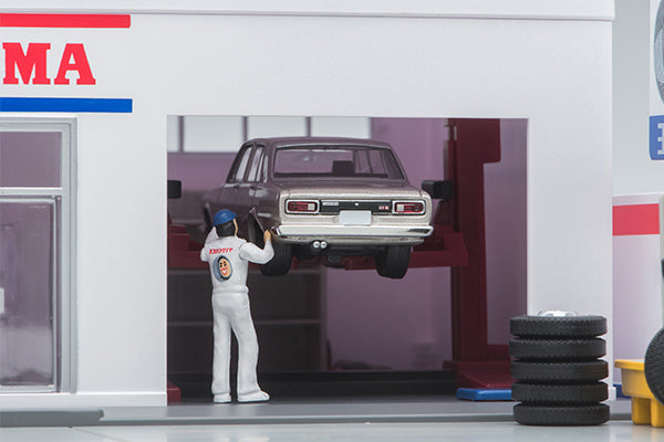 Tomytec 1:64 Tomicarama Tire Shop (Yokohama Tire)