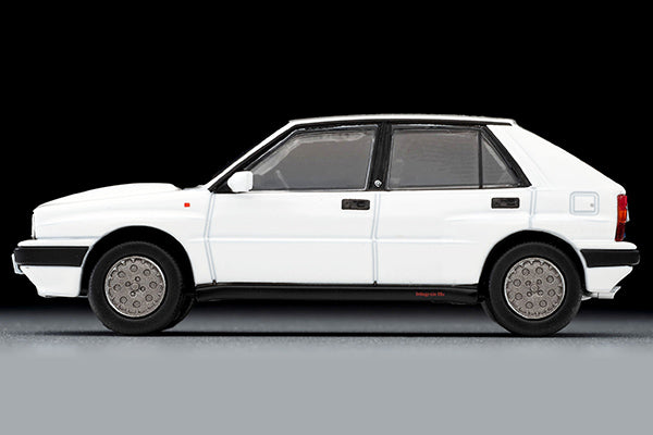 Tomytec 1:64 Lancia Delta HF Integrale 16V in White