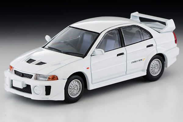 Tomytec 1:64 Mitsubishi Lancer Evolution V White