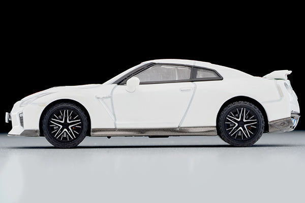 Tomytec 1:64 Nissan GT-R 50th Anniversary Edition White