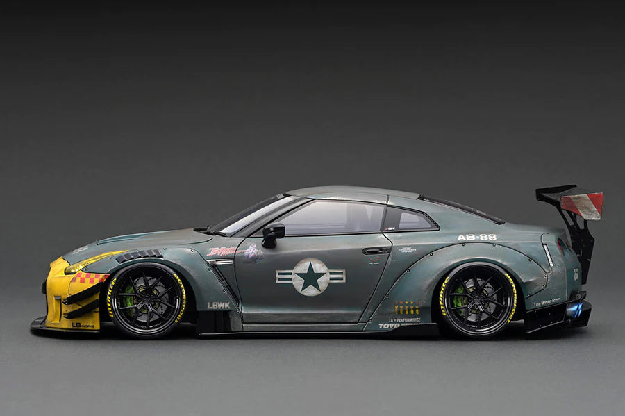 ミニカー LB-WORKS Nissan GTR R35 type2 MatteGreen 2020 Nissan LB Works GT35 Type 2, Mint Green - Solido