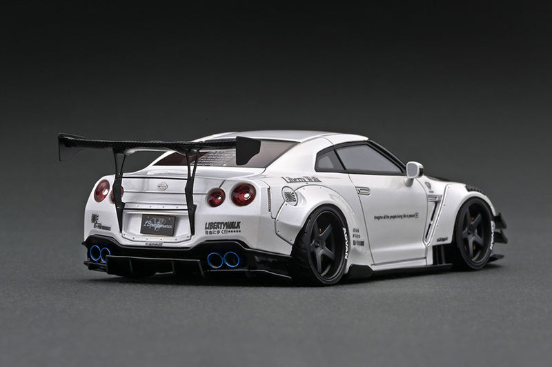 Ignition Model 1:43 Nissan GT-R (R35) LB-WORKS Type 2 in White with Ms. Chisaki Kato Figure