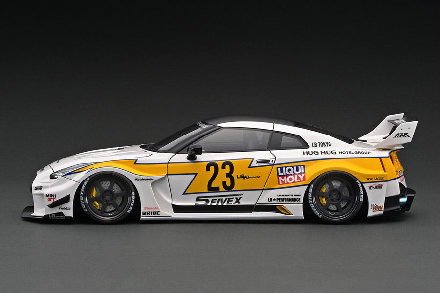 Ignition Model 1:18 Nissan 35GT-RR LB-Silhouette WORKS GT in