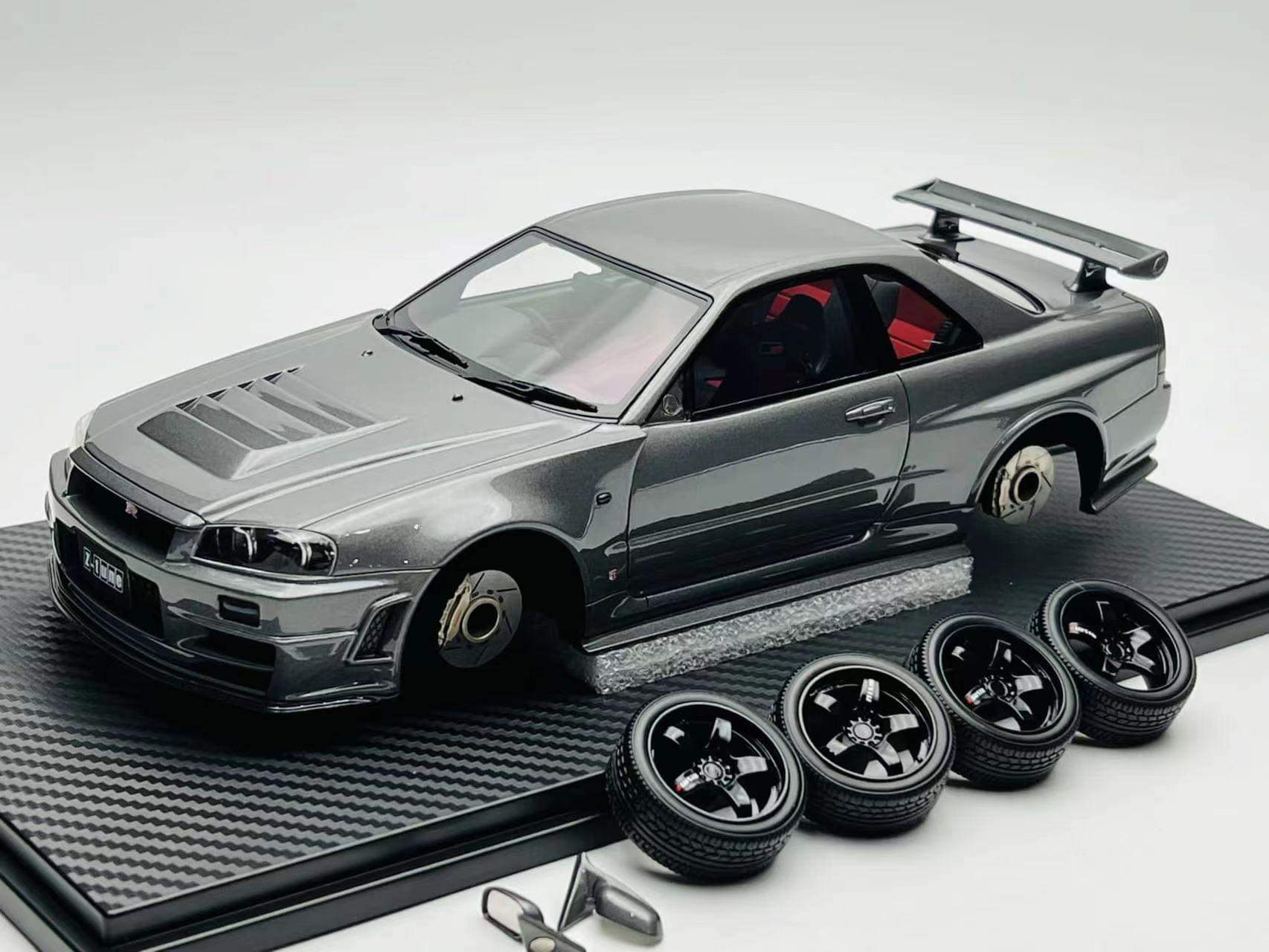 One Model 1:18 Nissan Skyline GT-R (BNR34) Z-Tune in Gun Gray