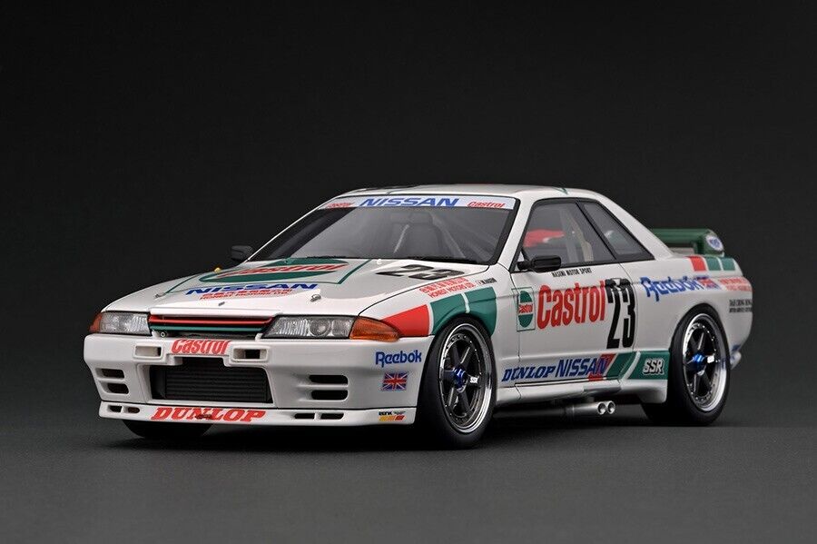 Ignition Model 1:18 Nissan Skyline GT-R (BNR32) CASTROL (#23) 1990 Macau with Engine