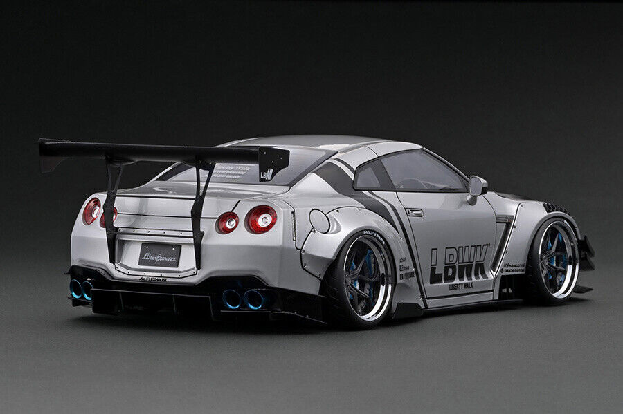 Ignition Model 1:18 Nissan Skyline GTR 35GT-RR LB-WORKS Type 2 in